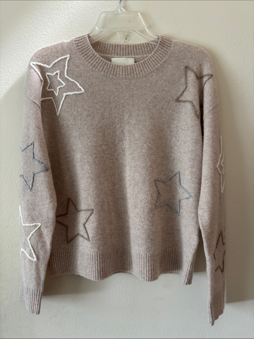 Cynthia Rowley Oat Star-Appliqué Crewneck Cashmere Sweater M